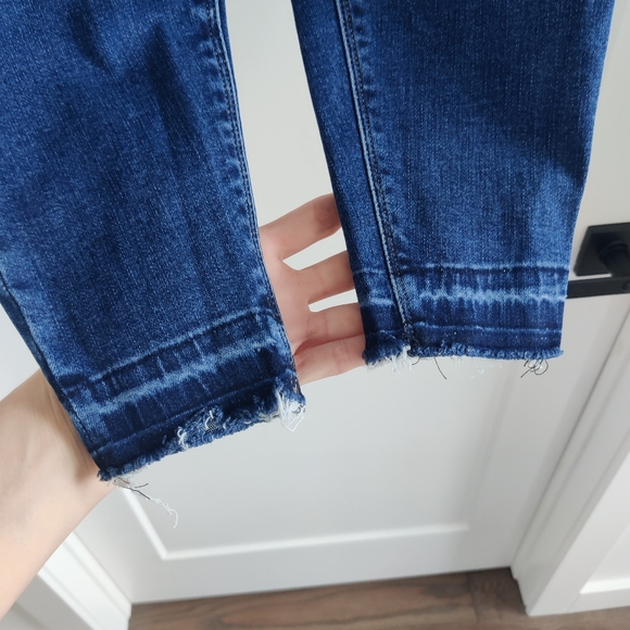 SPANX Distressed Skinny Ankle Jeans Medium Wash Size Large - Picture 3 of 12